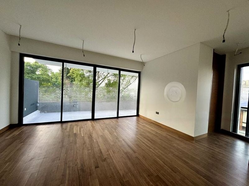 MOUNT ROSIE TERRACE 7