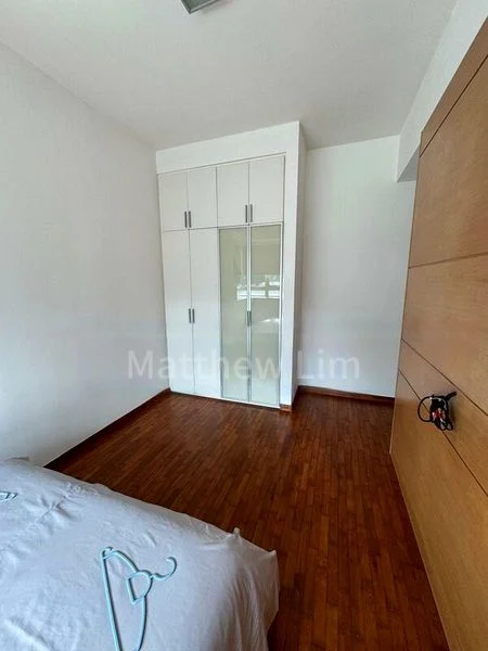 GOLDENHILL PARK CONDOMINIUM 4