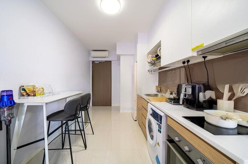 TREASURE AT TAMPINES 10