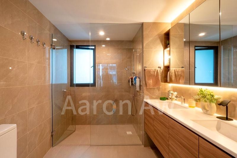 TREASURE AT TAMPINES 7