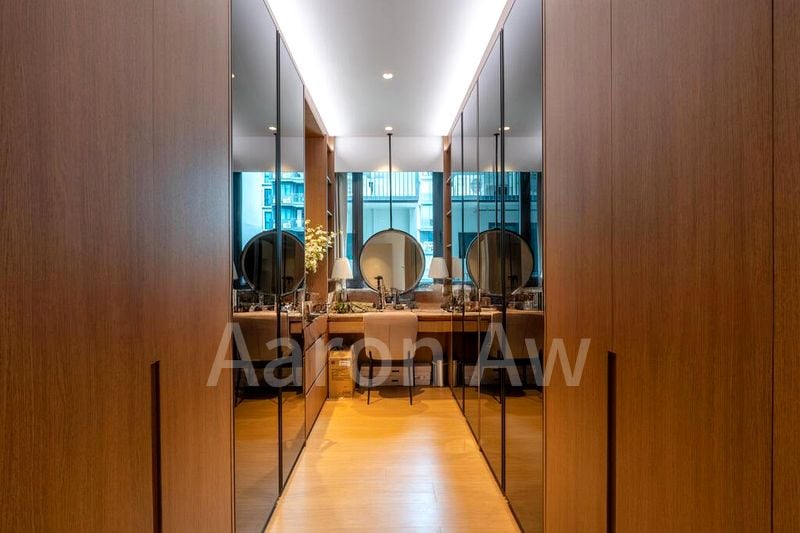 TREASURE AT TAMPINES 8