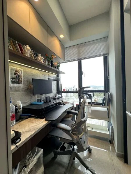 STIRLING RESIDENCES 3