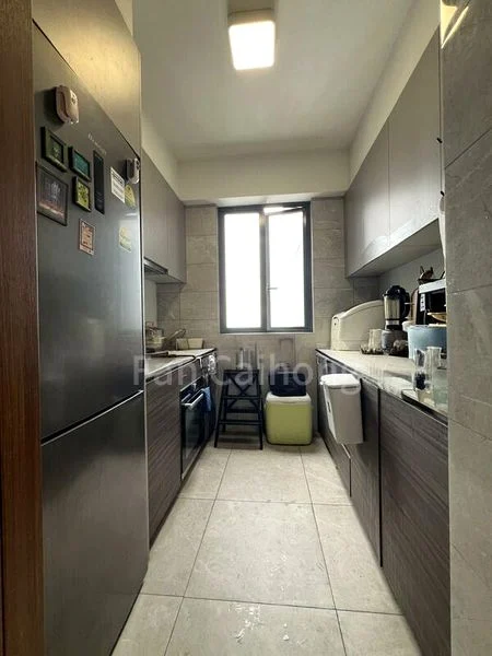 STIRLING RESIDENCES 8