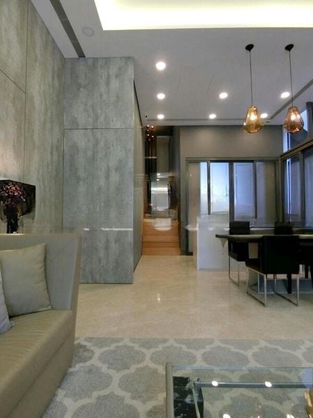 SEVEN CRESCENT 5