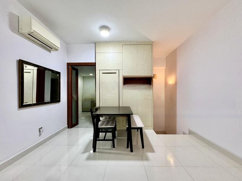 EMERALD PARK 8
