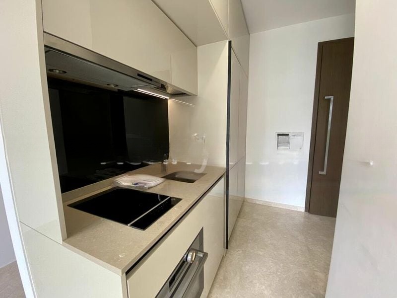 38 JERVOIS 7