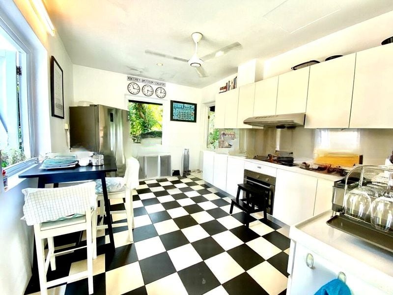 CALDECOTT HILL ESTATE 1