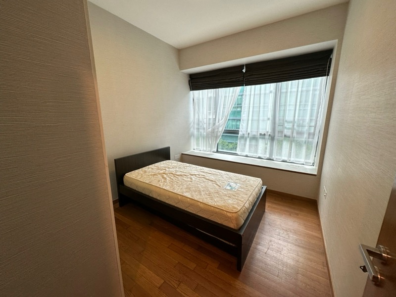 THE SIXTH AVENUE RESIDENCES 11