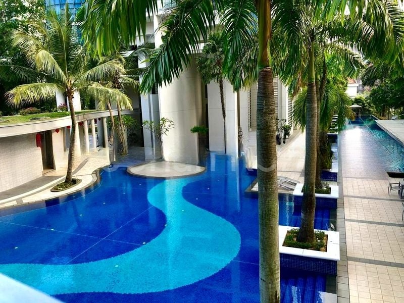 RESIDENCES @ EVELYN 6