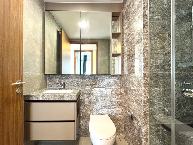 STIRLING RESIDENCES 4