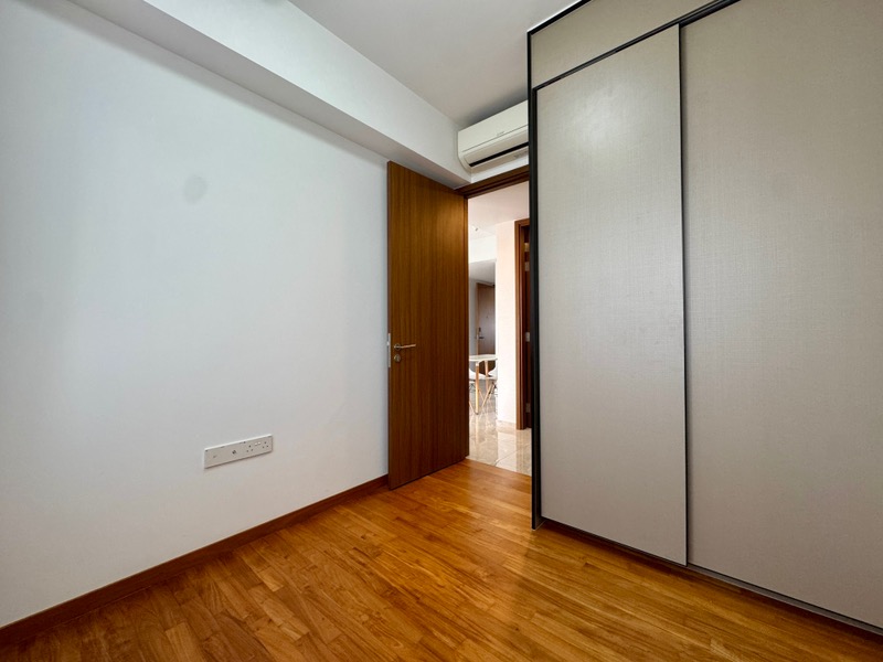 STIRLING RESIDENCES 6