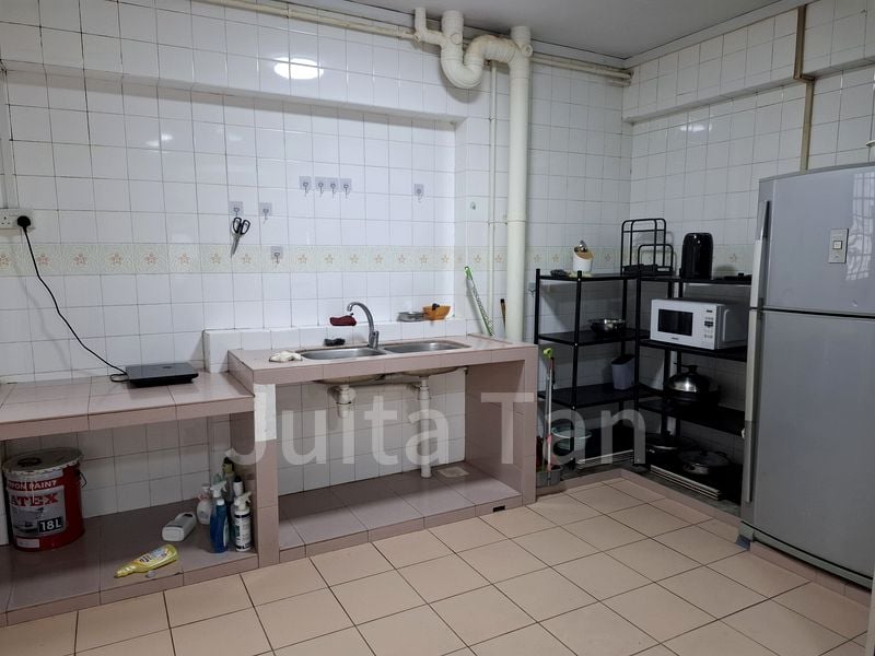 JURONG WEST ST 81 15