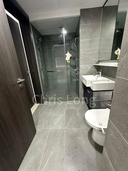 RIVERFRONT RESIDENCES 7