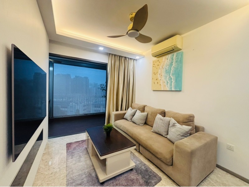 THE LAKEFRONT RESIDENCES 10