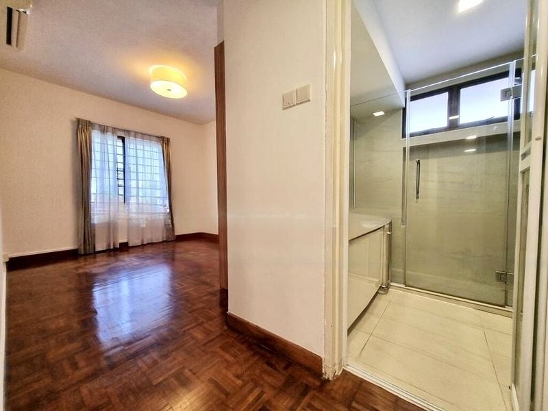 PARKWAY VIEW 10