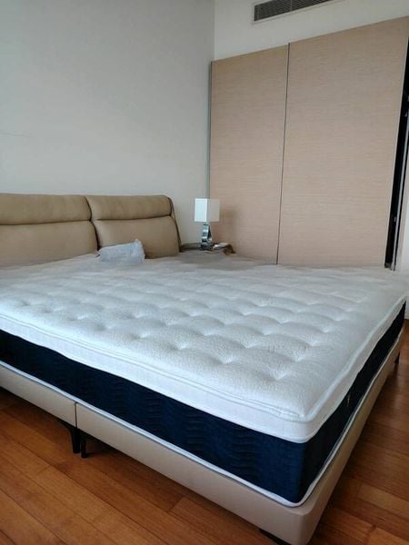 MARINA BAY RESIDENCES 4