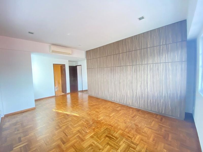 SELETAR HILLS ESTATE 6