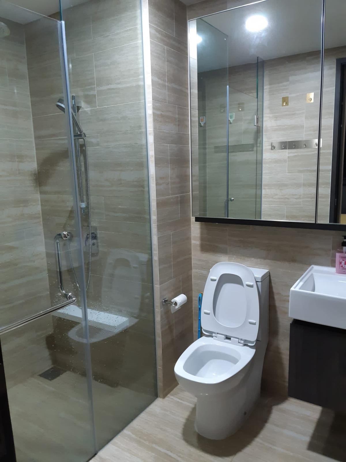 NORTH PARK RESIDENCES 21