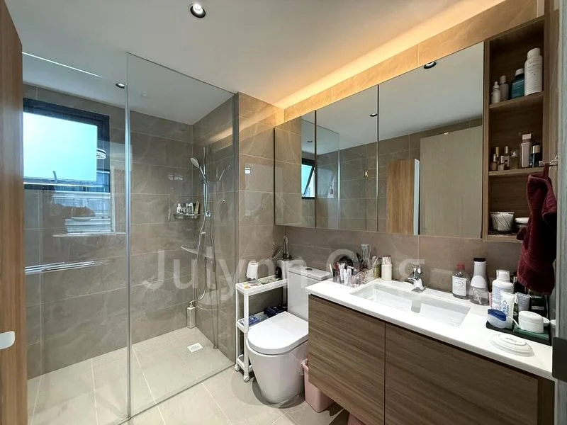 TREASURE AT TAMPINES 7