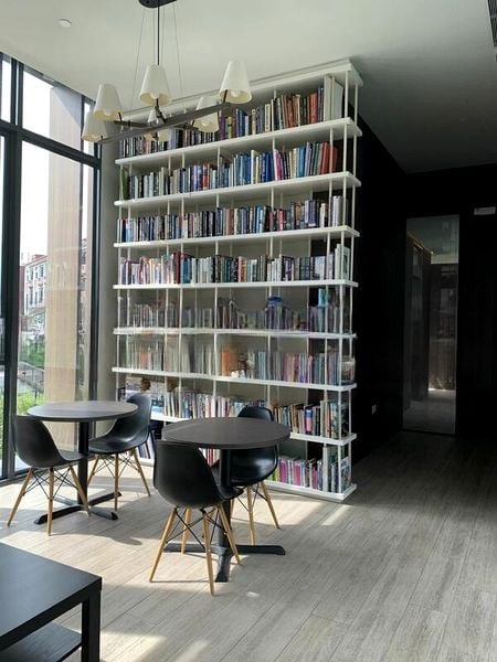ROBIN RESIDENCES 2
