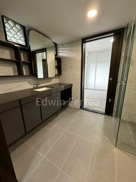 AVENUE SOUTH RESIDENCE 5