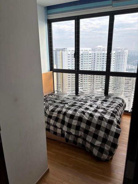 THE CLEMENT CANOPY 10