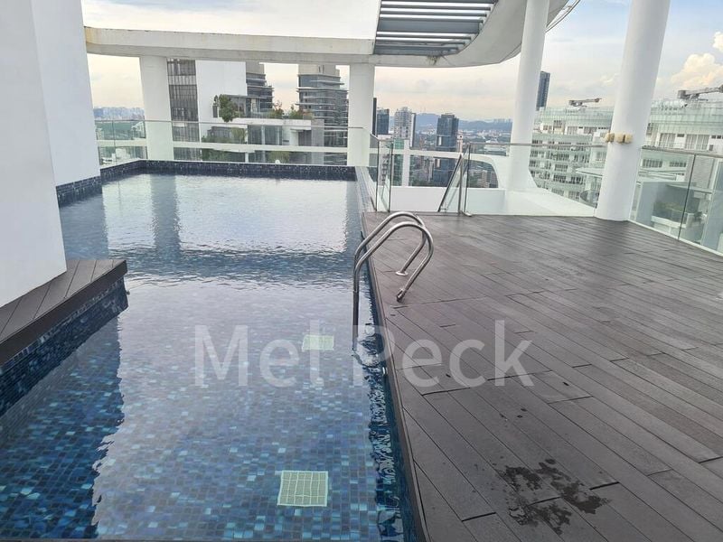 SKYLINE 360 @ SAINT THOMAS WALK 9