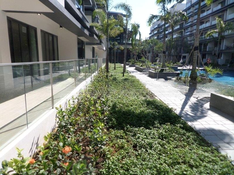 HEDGES PARK CONDOMINIUM 8