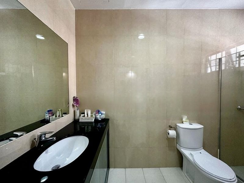 GERALD RESIDENCE 4