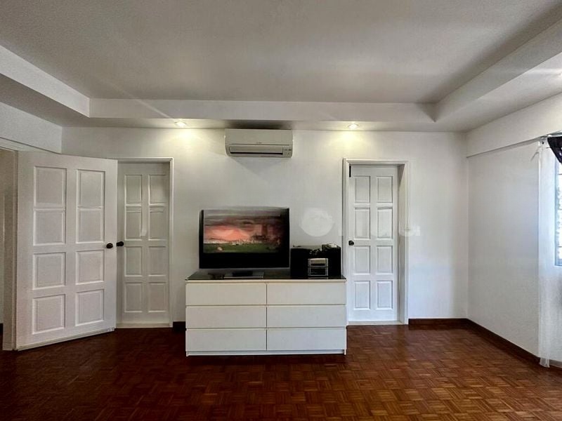GERALD RESIDENCE 6