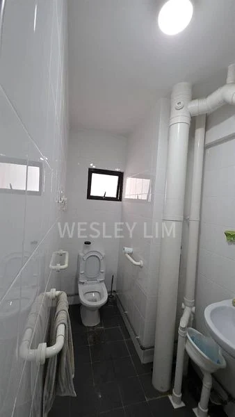 BEDOK RESERVOIR RD 6