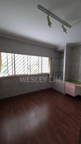 BEDOK RESERVOIR RD 7