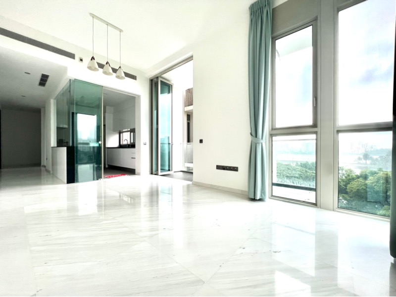 KALLANG RIVERSIDE 12