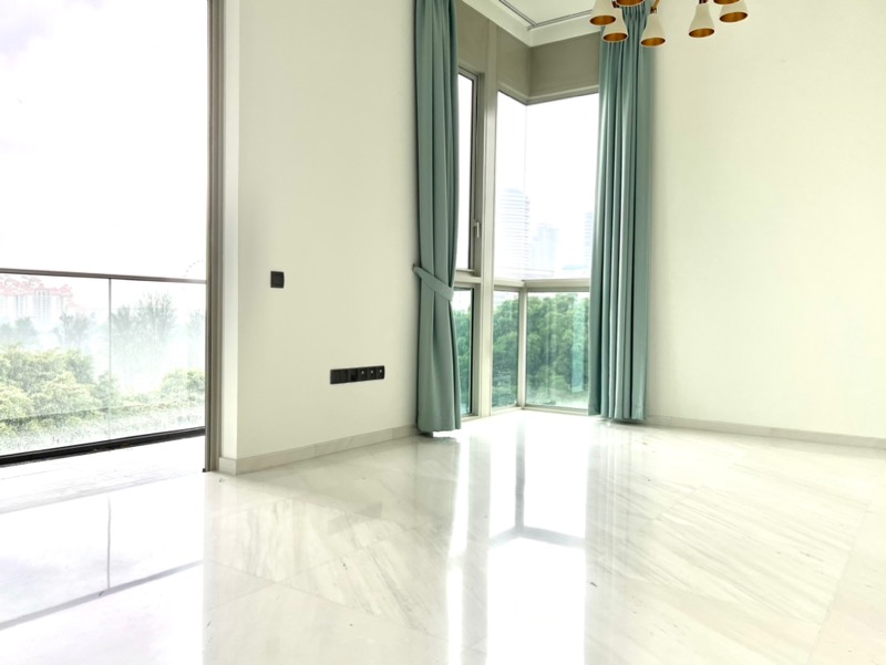 KALLANG RIVERSIDE 13