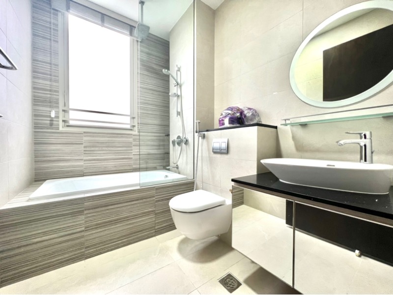 KALLANG RIVERSIDE 10