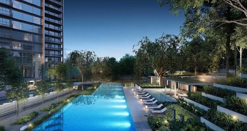 BLOSSOMS BY THE PARK 7