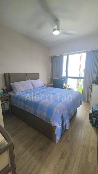 RIVERFRONT RESIDENCES 6