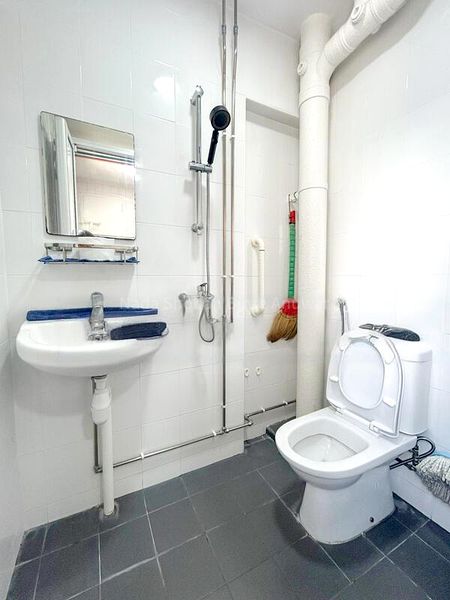 BEDOK RESERVOIR RD 13