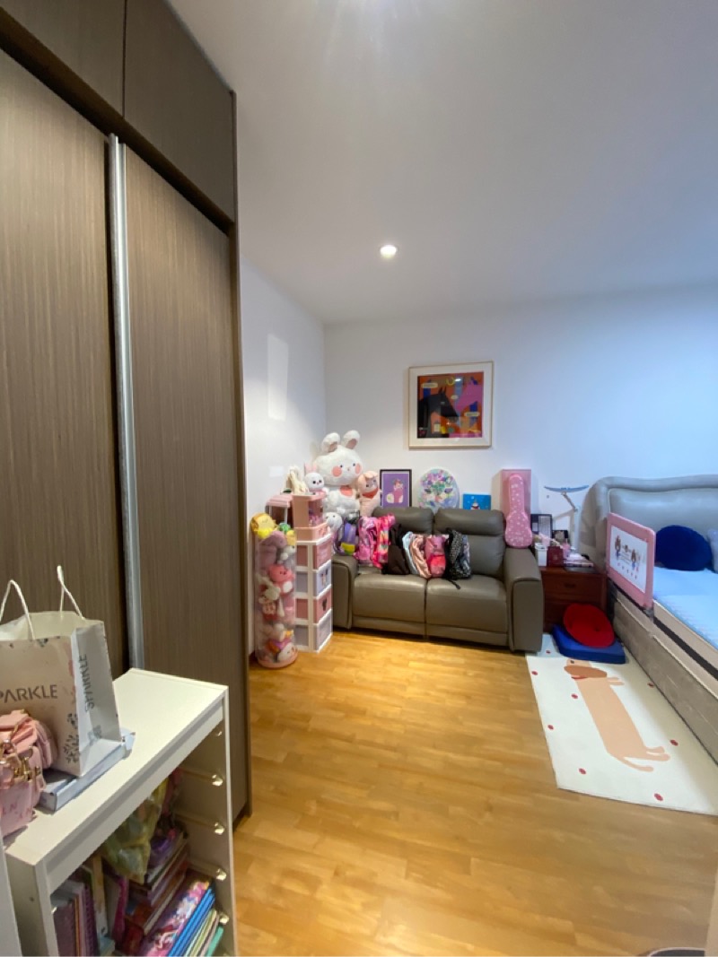 SEASIDE RESIDENCES 5