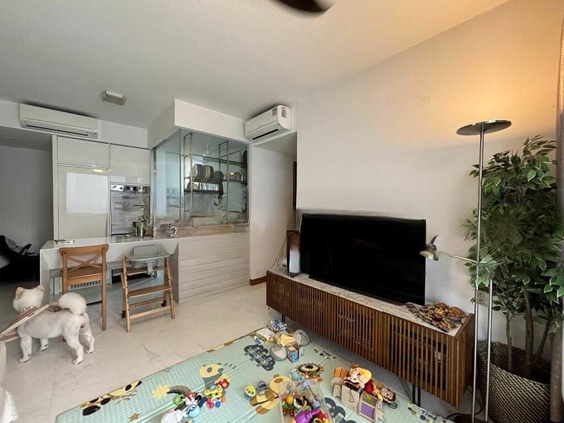 THE SHORE RESIDENCES 6