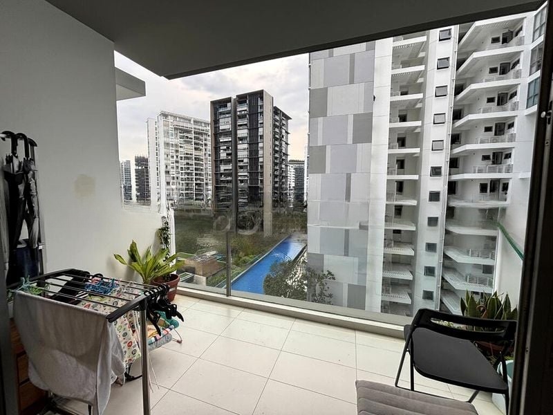 THE SHORE RESIDENCES 8