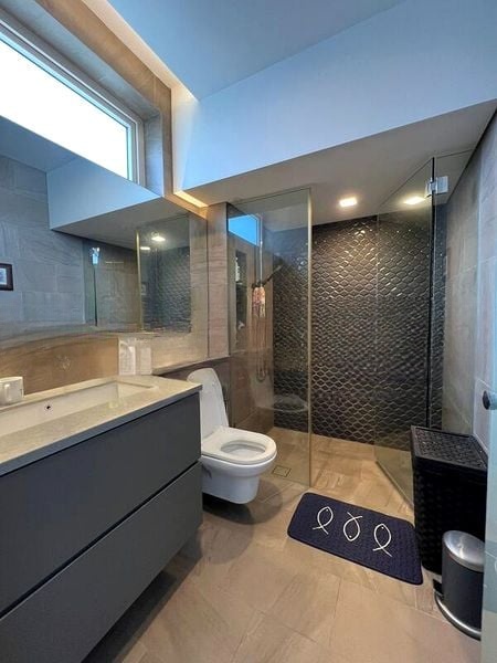 HILLCREST ARCADIA 3