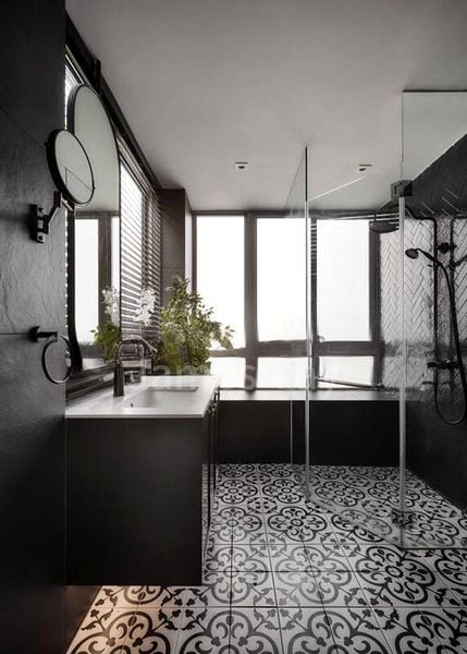 THE SEAFRONT ON MEYER 6