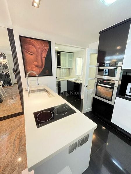 LANDRIDGE CONDOMINIUM 4