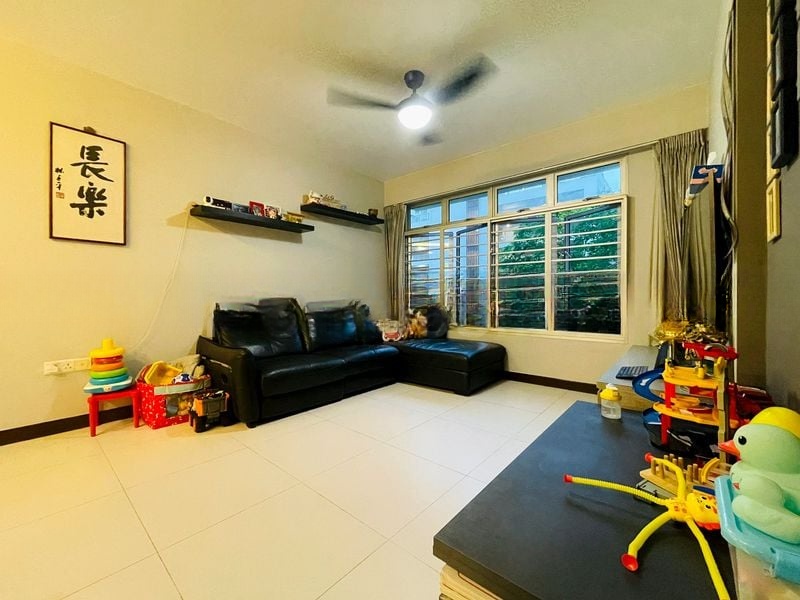 UPP SERANGOON CRES 2