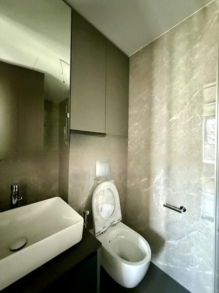 IRWELL HILL RESIDENCES 7