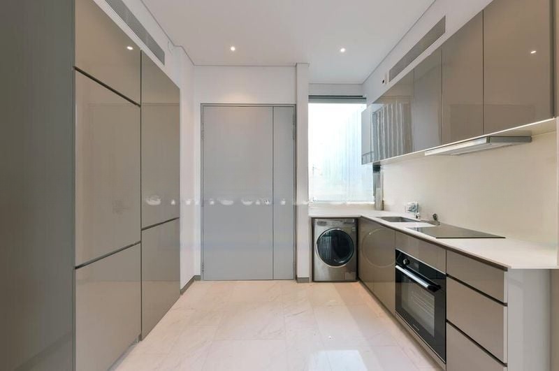 ROBIN RESIDENCES 7