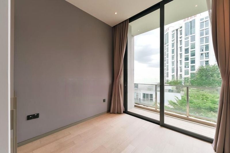 ROBIN RESIDENCES 8