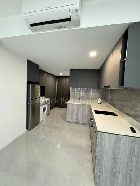 RIVERFRONT RESIDENCES 12