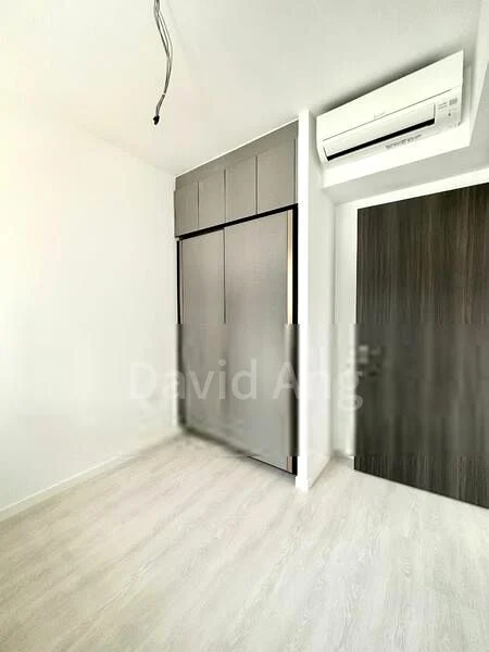 RIVERFRONT RESIDENCES 3